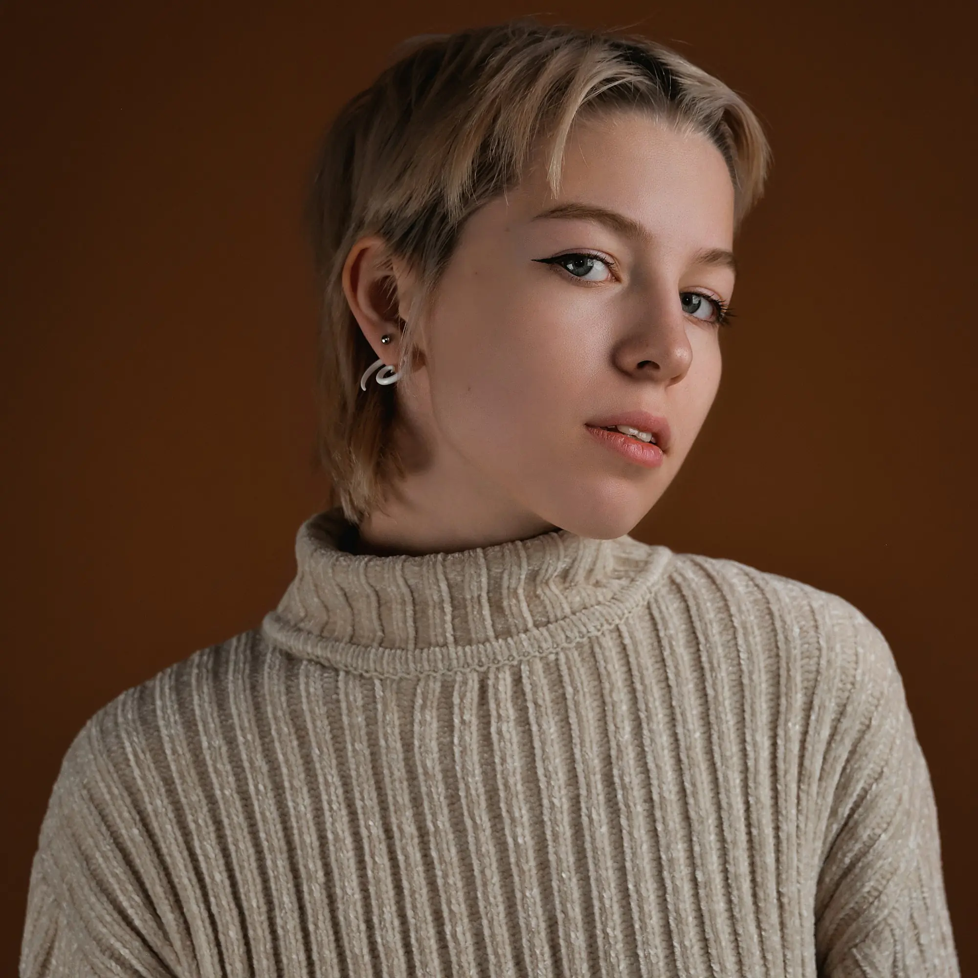 Ribbed Roll-Neck